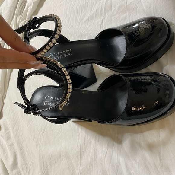 Call It Spring heels. - Picture 4 of 6